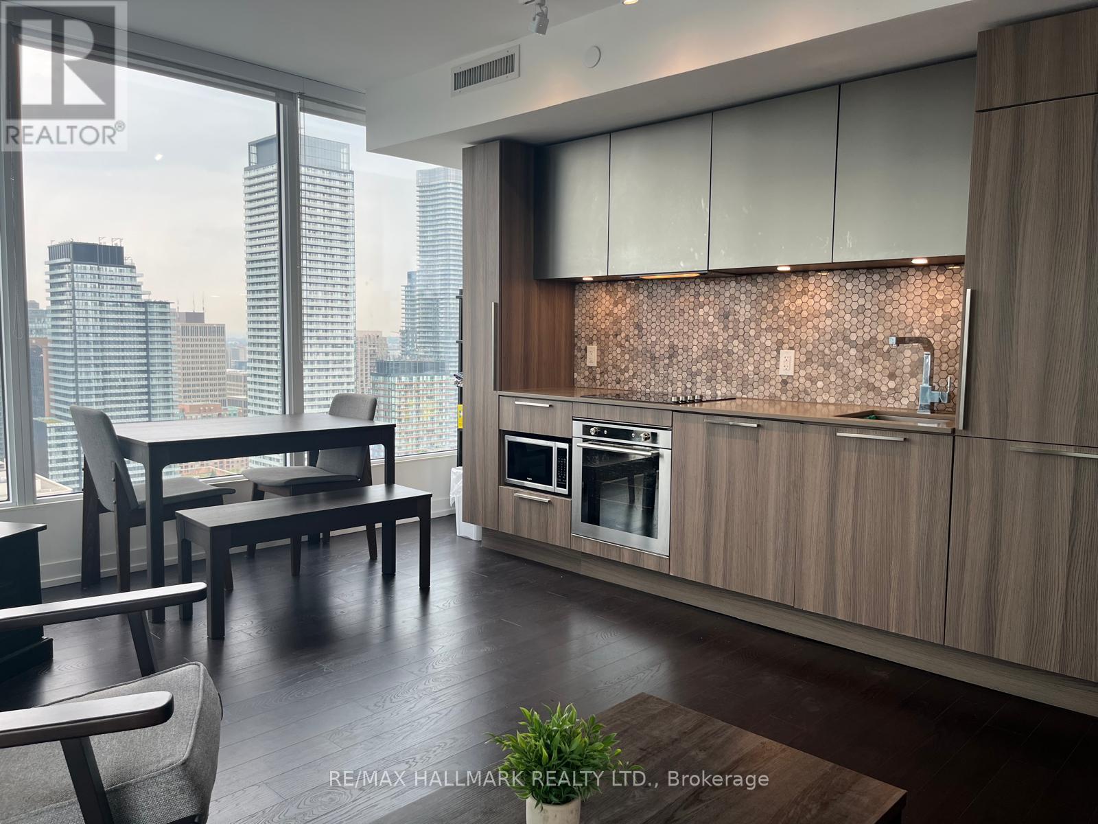 4003 - 85 Wood Street, Toronto, Ontario  M4Y 0E8 - Photo 5 - C12605130