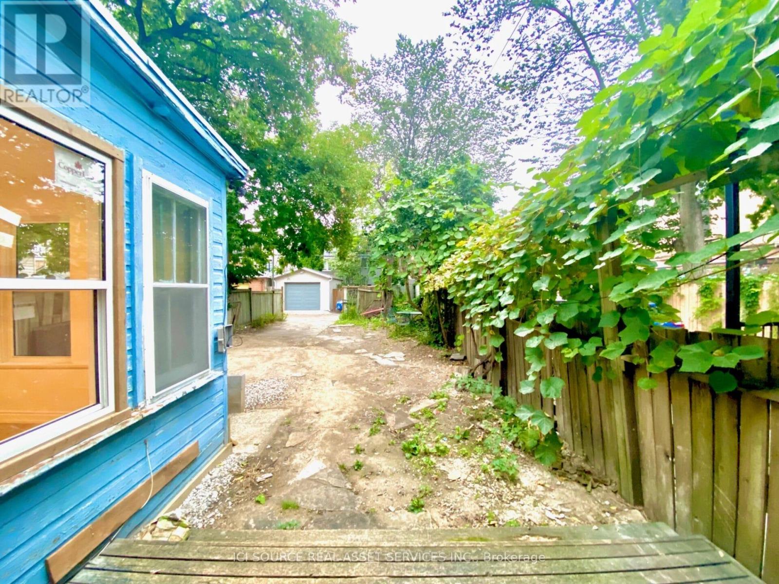 3 - 157 Huron Street, Toronto, Ontario M5T 2B6 - Photo 15 - C12605150