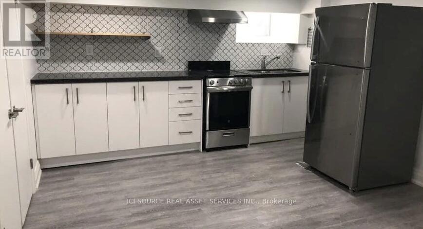 3 - 179 Markham Street, Toronto, Ontario  M6J 2G7 - Photo 2 - C12605218