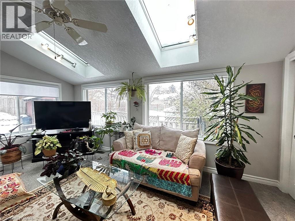 62 Lewis Crescent, Kitchener, Ontario  N2A 2T6 - Photo 17 - 40792443