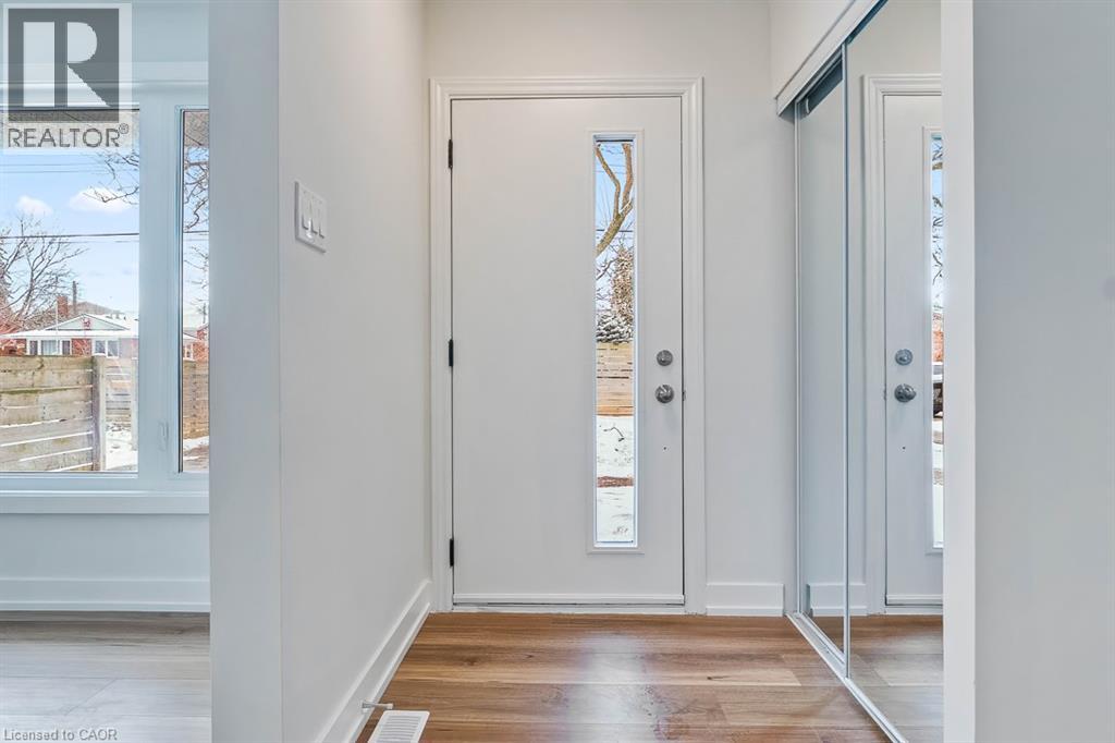 270 Montmorency Drive Unit# 513, Hamilton, Ontario  L8K 5H1 - Photo 3 - 40792404