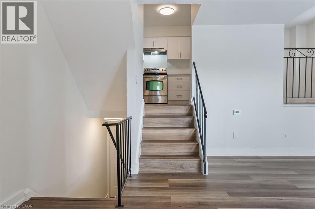 270 Montmorency Drive Unit# 513, Hamilton, Ontario  L8K 5H1 - Photo 4 - 40792404