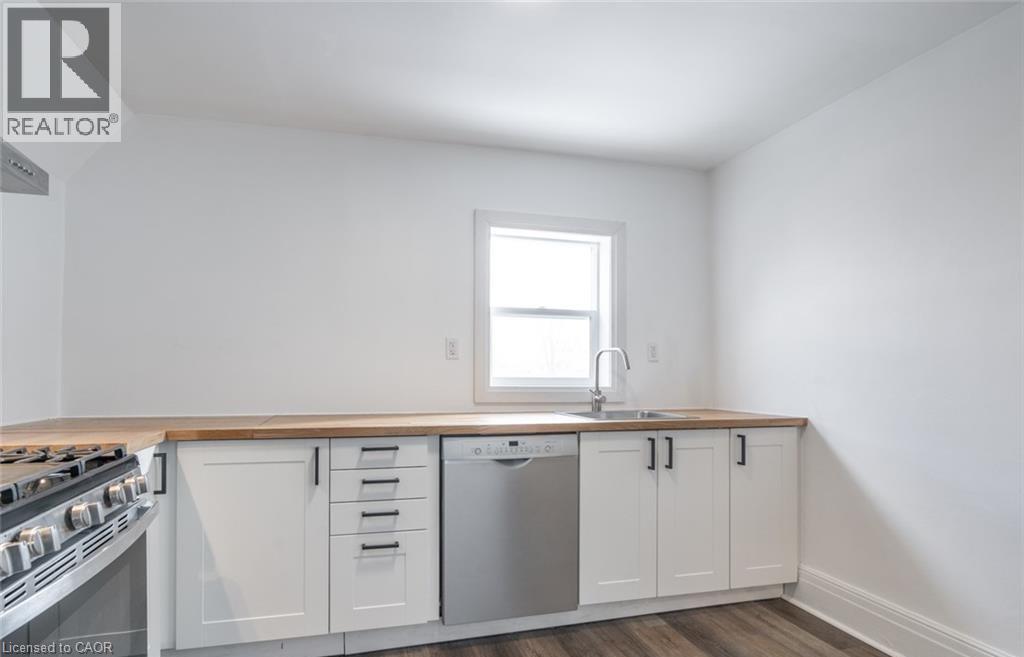 198 Sherman Avenue N Unit# 2, Hamilton, Ontario  L8L 6M9 - Photo 3 - 40791911