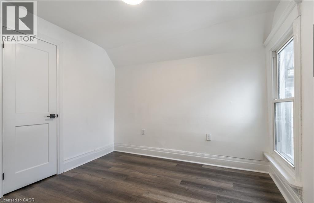 198 Sherman Avenue N Unit# 2, Hamilton, Ontario  L8L 6M9 - Photo 4 - 40791911