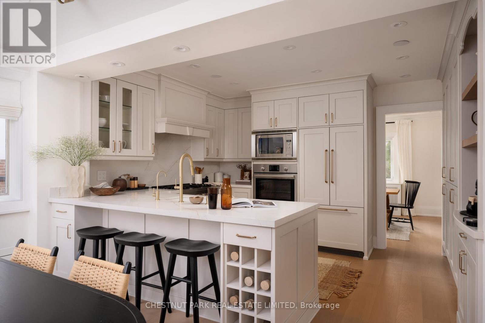 35 Weybourne Crescent, Toronto, Ontario  M4N 2R4 - Photo 10 - C12581708