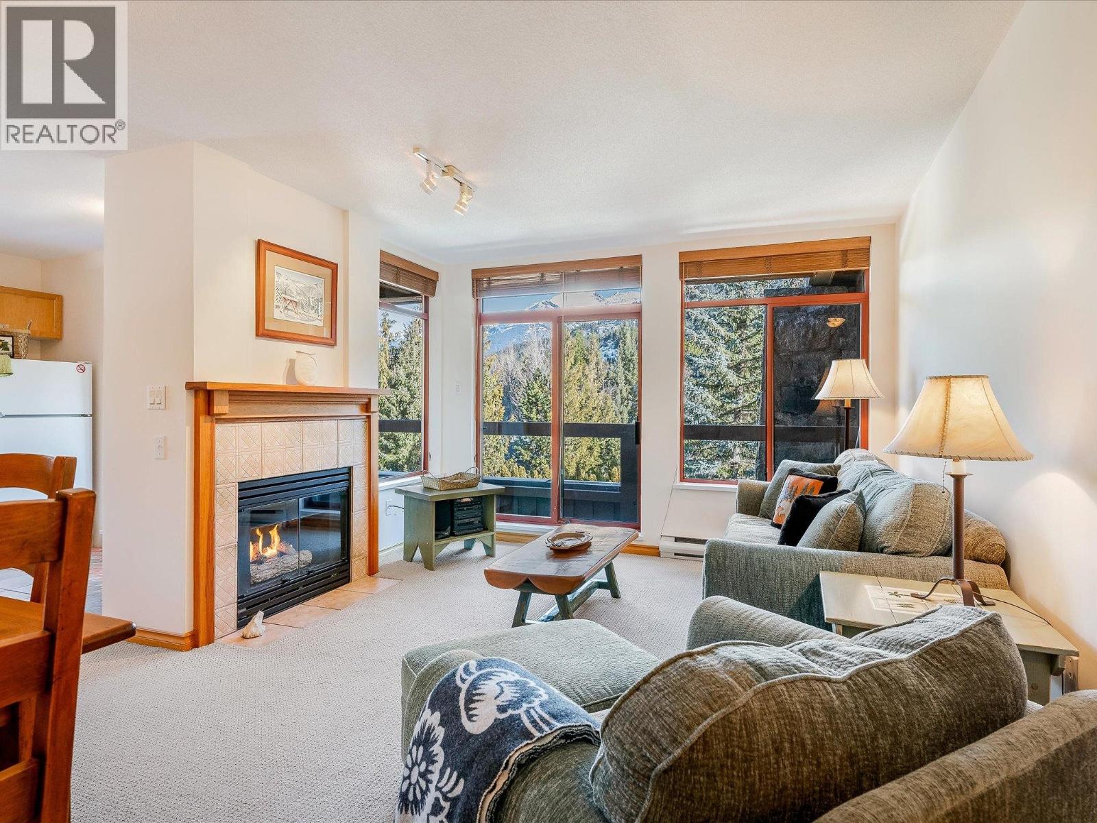 207 8080 NICKLAUS NORTH BOULEVARD, Whistler, British Columbia