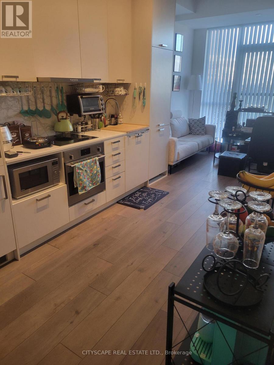 511 - 38 Honeycrisp Crescent, Vaughan, Ontario L4K 0M8 - Photo 4 - N12605100