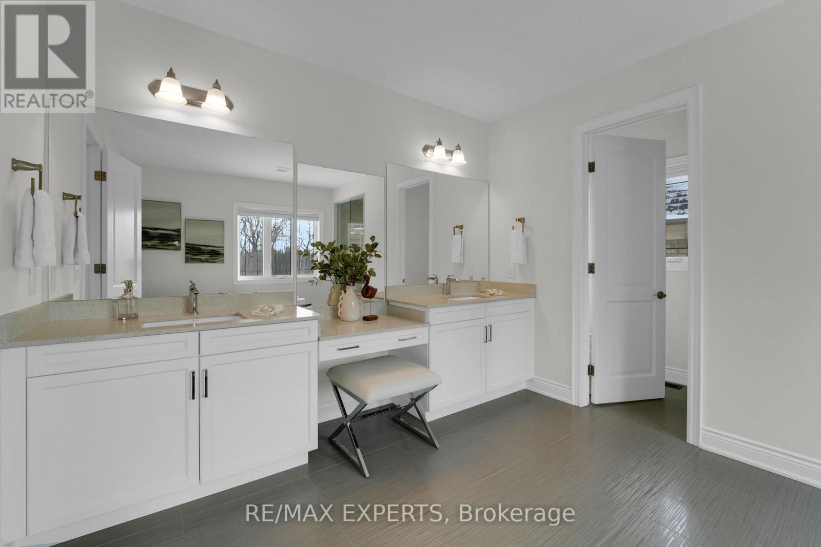 136 Lady Jessica Drive, Vaughan, Ontario  L6A 4Z7 - Photo 28 - N12605016