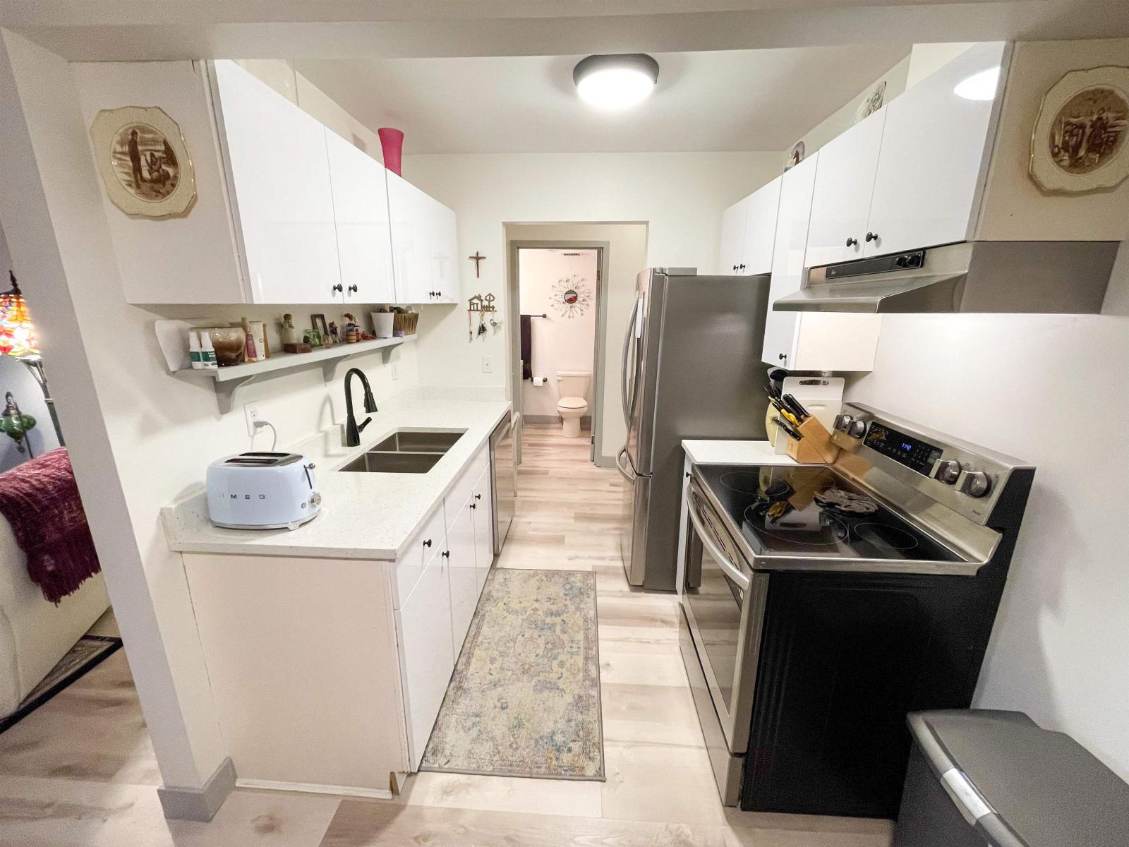 207 13775 74 Avenue, Surrey, British Columbia  V3W 9C5 - Photo 7 - R3072425