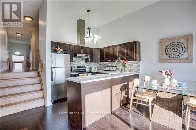 18 - 840 Dundas Street, Mississauga, Ontario  L5C 1C2 - Photo 4 - W12605064