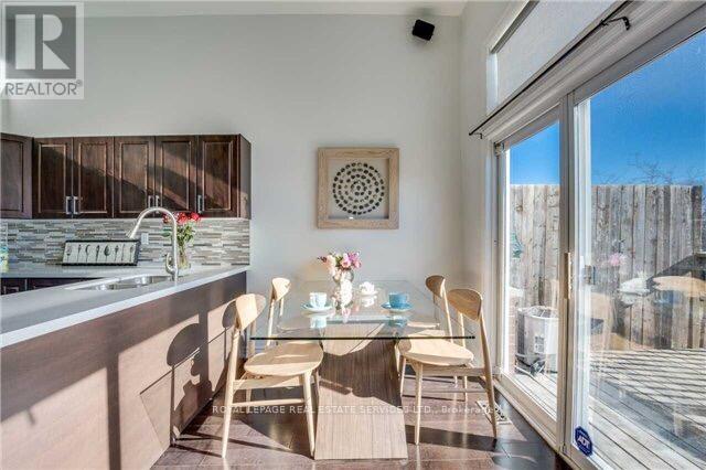 18 - 840 Dundas Street, Mississauga, Ontario  L5C 1C2 - Photo 5 - W12605064