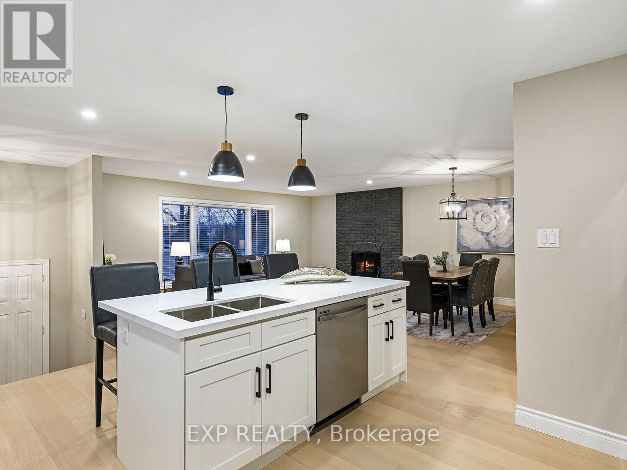 6921 Avila Road, Mississauga, Ontario  L5N 1R9 - Photo 13 - W12605098