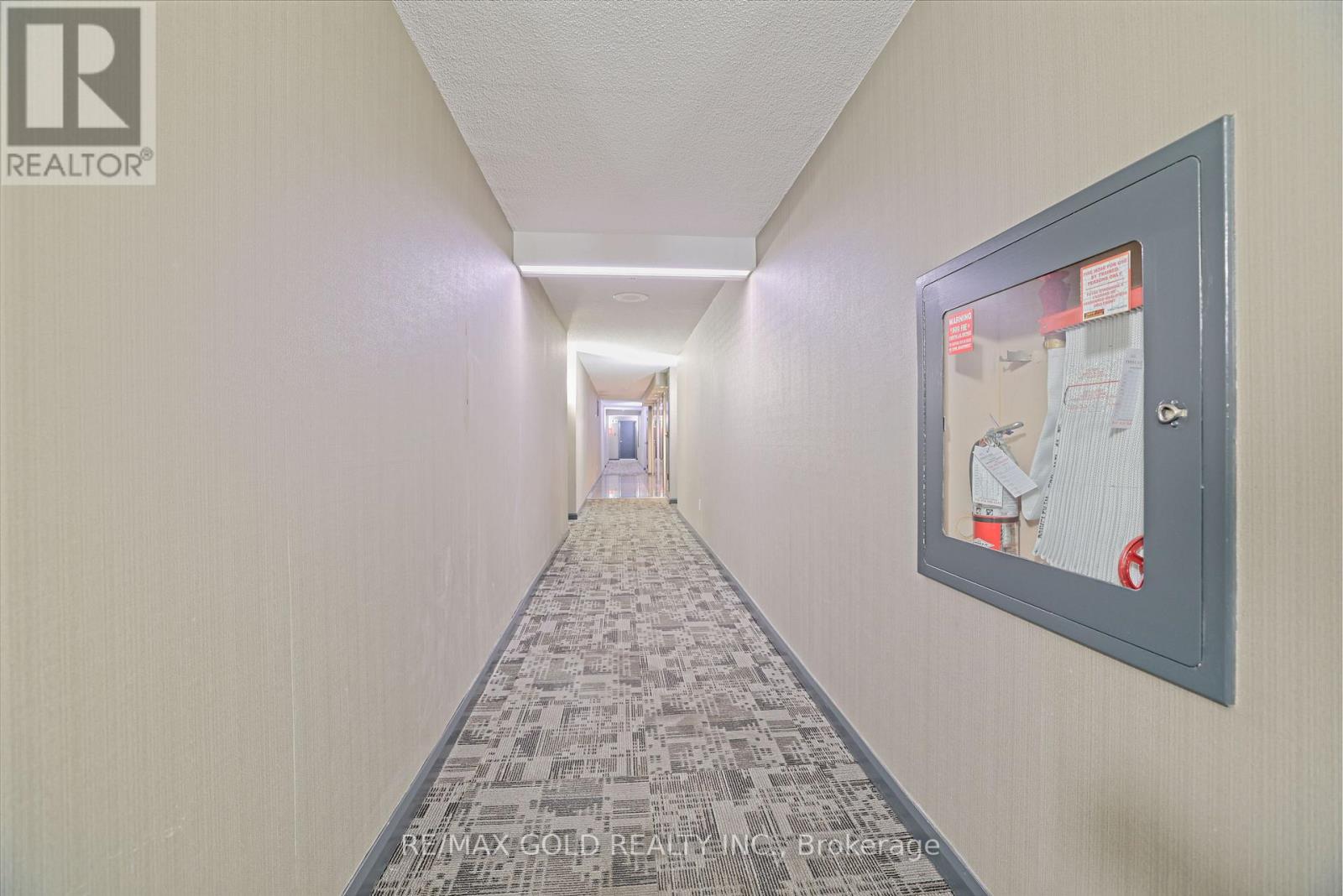 1602 - 8 Lisa Street, Brampton, Ontario  L6T 4S6 - Photo 10 - W12605104