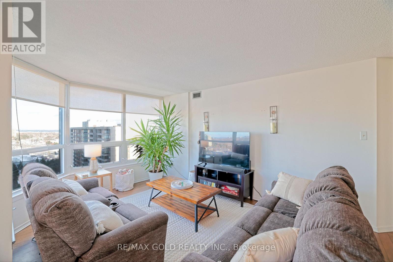 1602 - 8 Lisa Street, Brampton, Ontario  L6T 4S6 - Photo 13 - W12605104