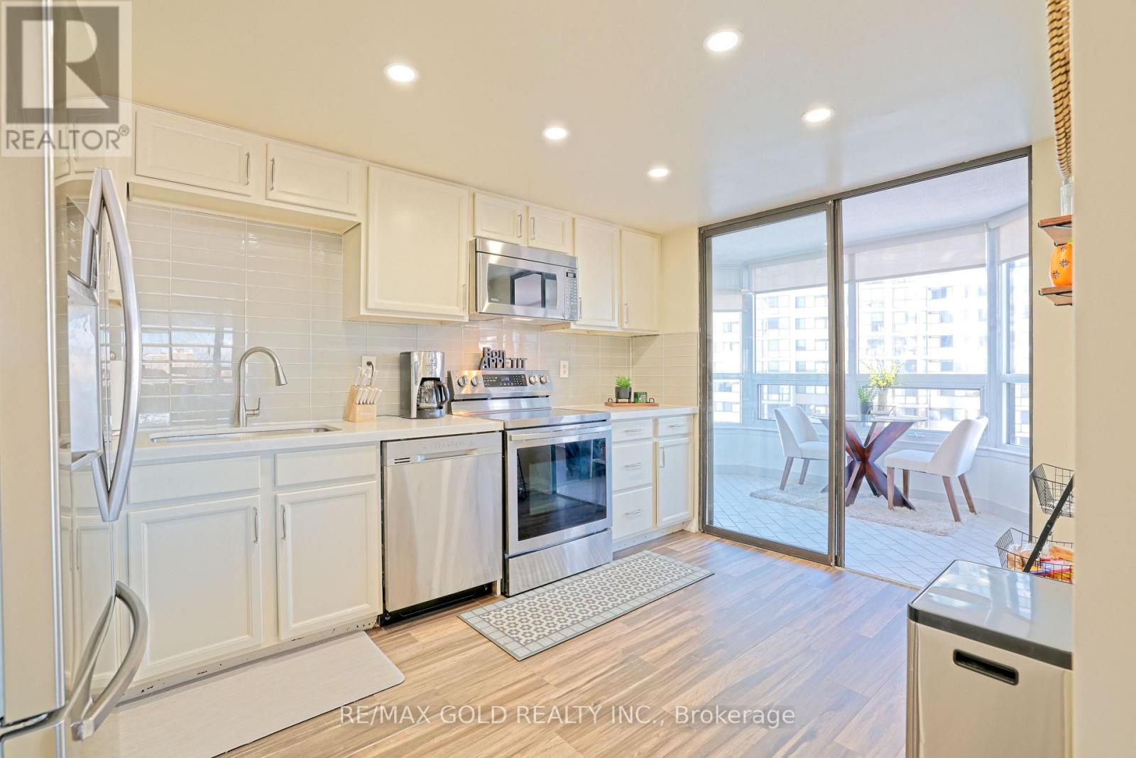 1602 - 8 Lisa Street, Brampton, Ontario  L6T 4S6 - Photo 20 - W12605104