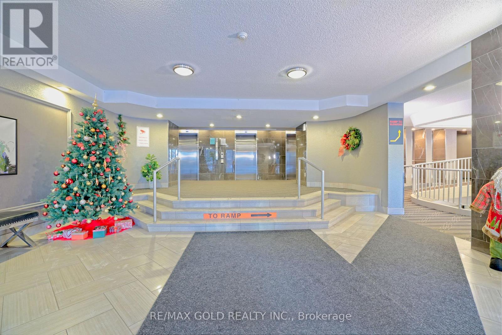 1602 - 8 Lisa Street, Brampton, Ontario  L6T 4S6 - Photo 6 - W12605104