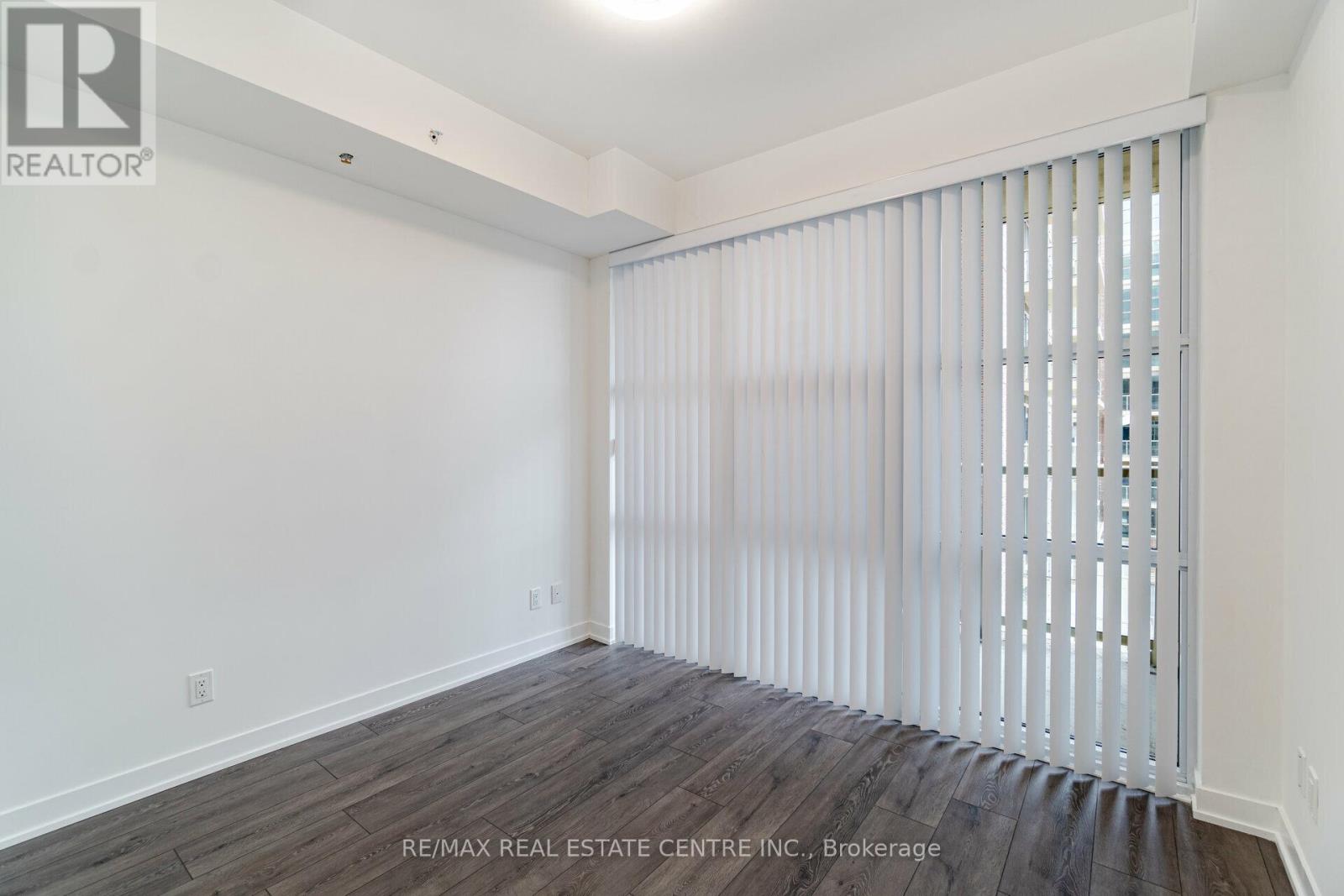 405 - 1787 St Clair Avenue, Toronto, Ontario  M6N 0B7 - Photo 12 - W12605110