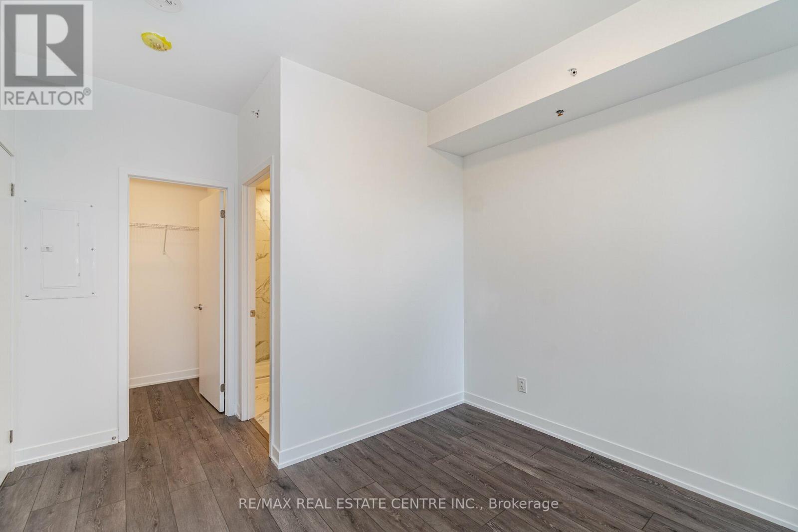 405 - 1787 St Clair Avenue, Toronto, Ontario  M6N 0B7 - Photo 13 - W12605110