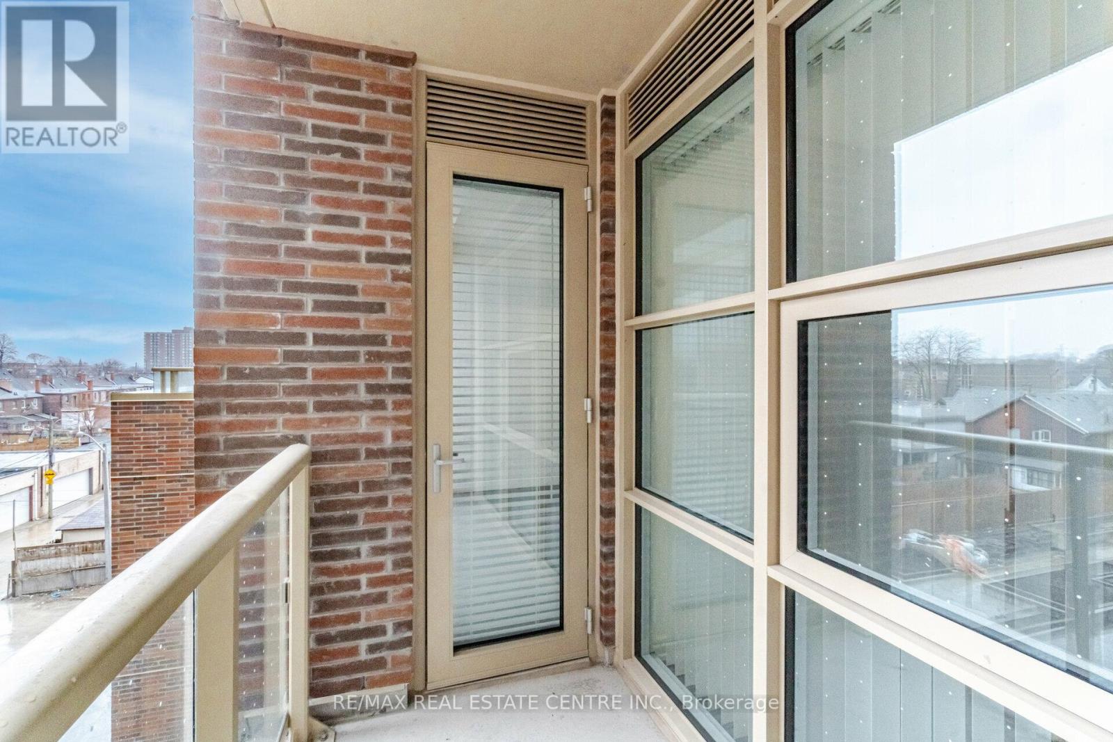 405 - 1787 St Clair Avenue, Toronto, Ontario  M6N 0B7 - Photo 20 - W12605110