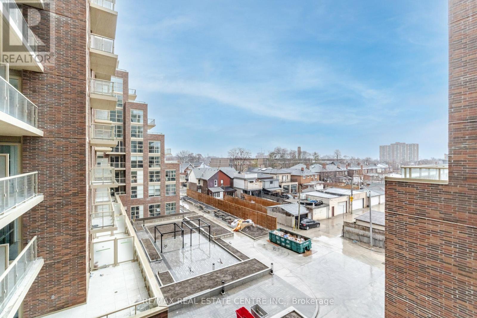 405 - 1787 St Clair Avenue, Toronto, Ontario  M6N 0B7 - Photo 22 - W12605110