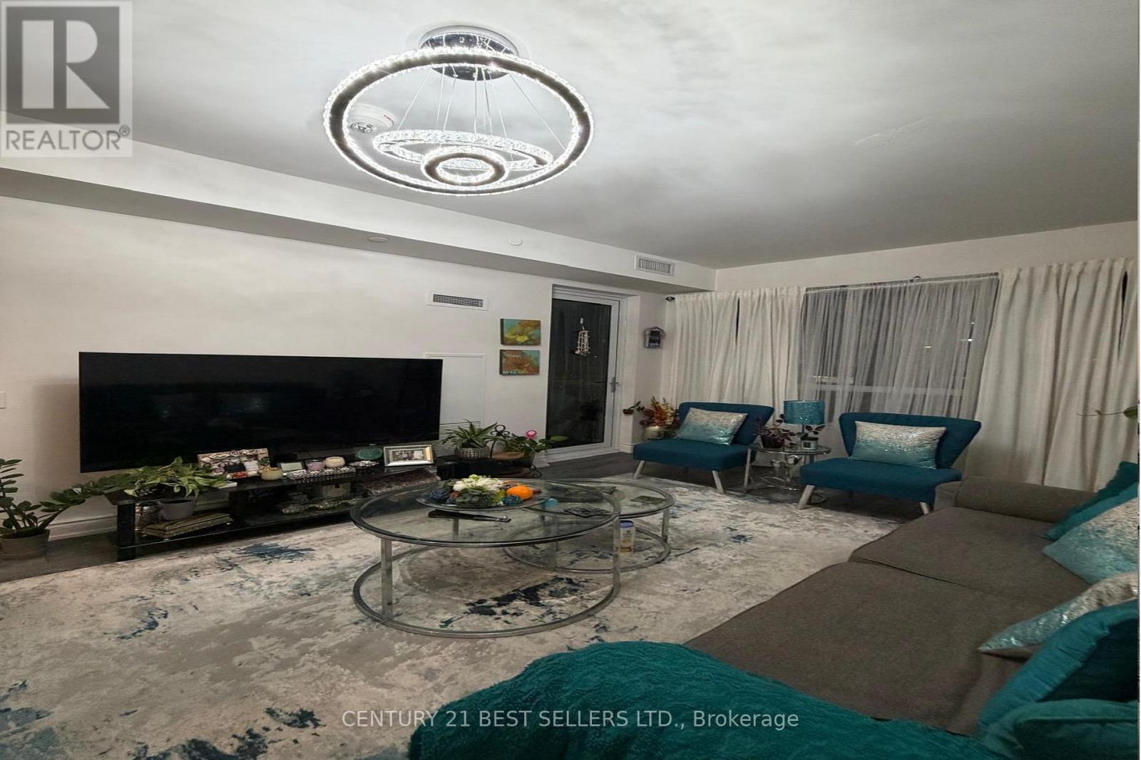 218 - 1050 Main Street E, Milton, Ontario  L9T 6H7 - Photo 2 - W12605116