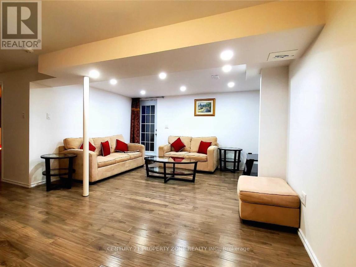 Bsmt - 19 Hall Crescent, Brampton (Northwood Park), Ontario  L6X 3J8 - Photo 4 - W12605156