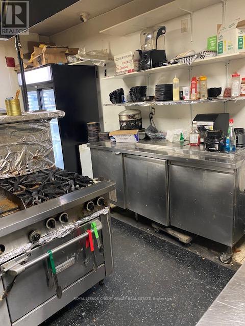 1e - 30 Rambler Drive, Brampton, Ontario  L6W 1E2 - Photo 5 - W12605172