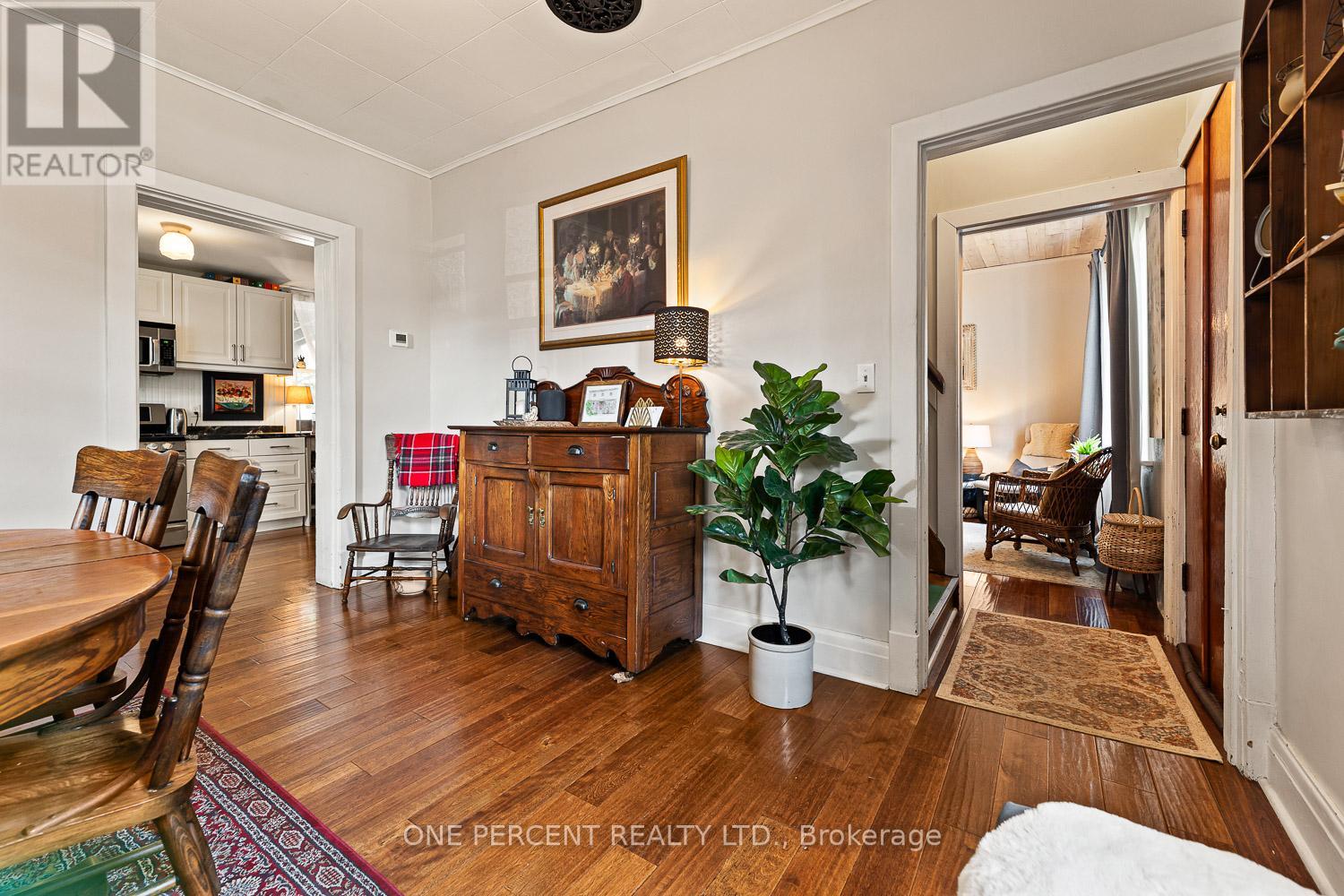 3 Bird Avenue, Brampton, Ontario  L6V 1K8 - Photo 10 - W12605184