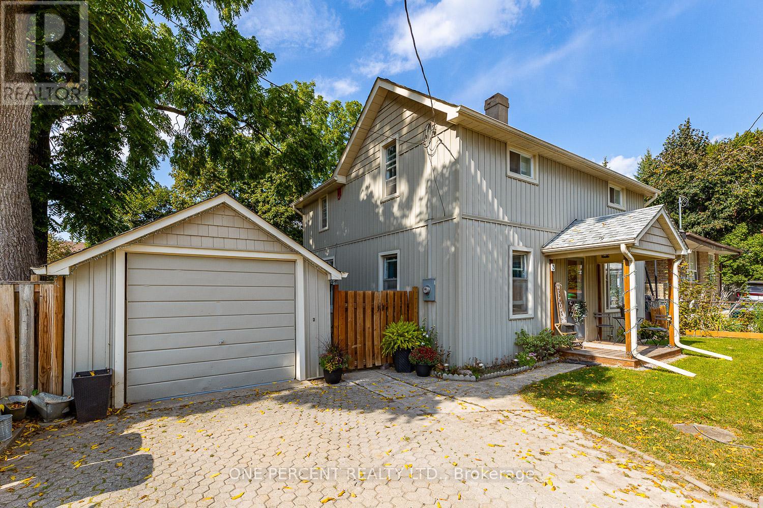 3 Bird Avenue, Brampton, Ontario  L6V 1K8 - Photo 2 - W12605184