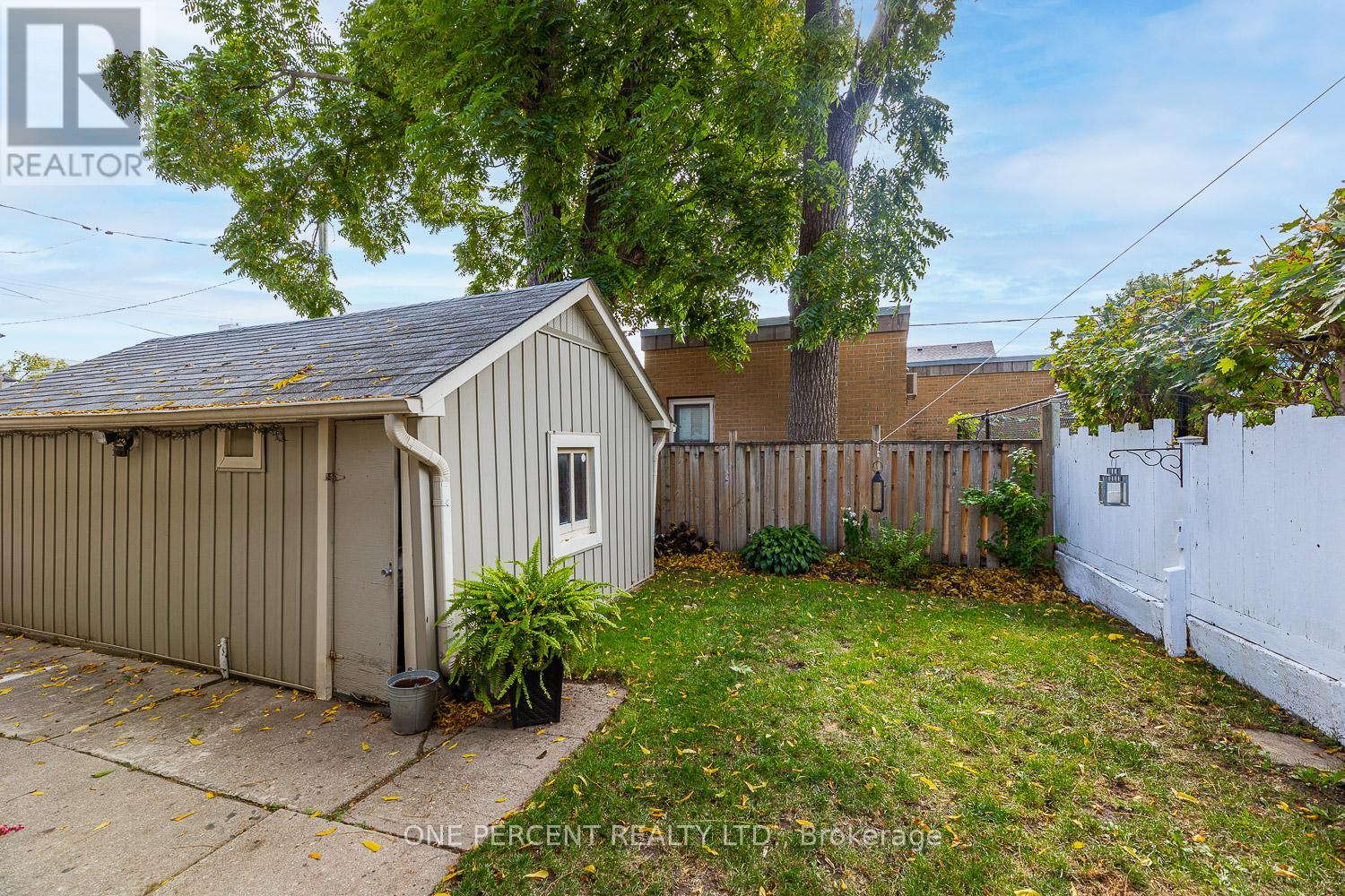 3 Bird Avenue, Brampton, Ontario  L6V 1K8 - Photo 30 - W12605184