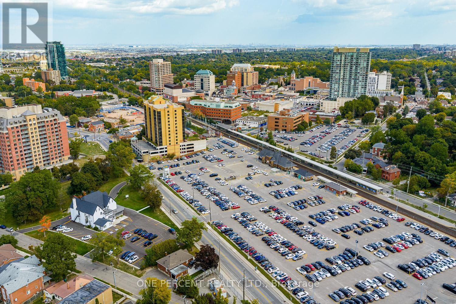 3 Bird Avenue, Brampton, Ontario  L6V 1K8 - Photo 39 - W12605184