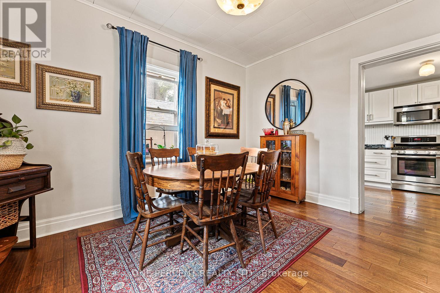 3 Bird Avenue, Brampton, Ontario  L6V 1K8 - Photo 9 - W12605184