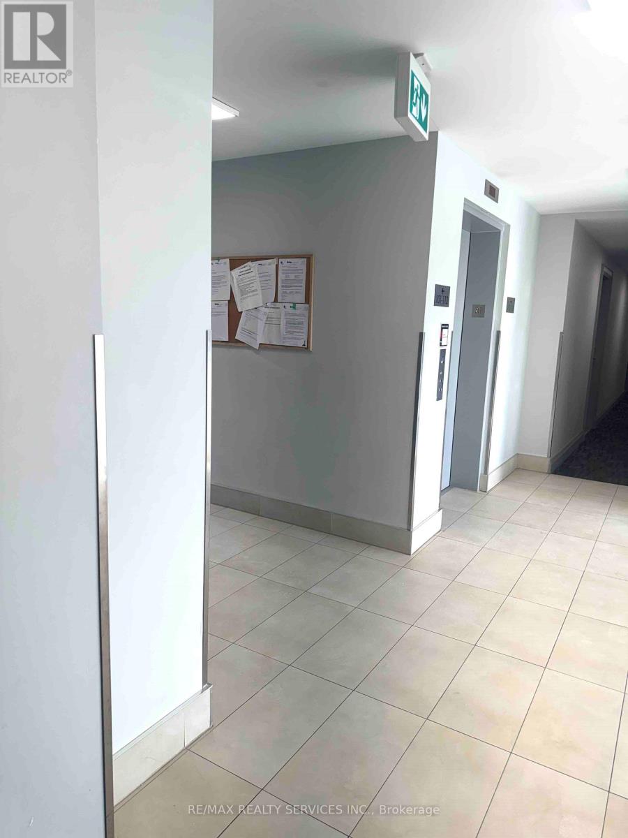 303 - 95 Attmar Drive, Brampton, Ontario  L6P 0Y6 - Photo 23 - W12605192