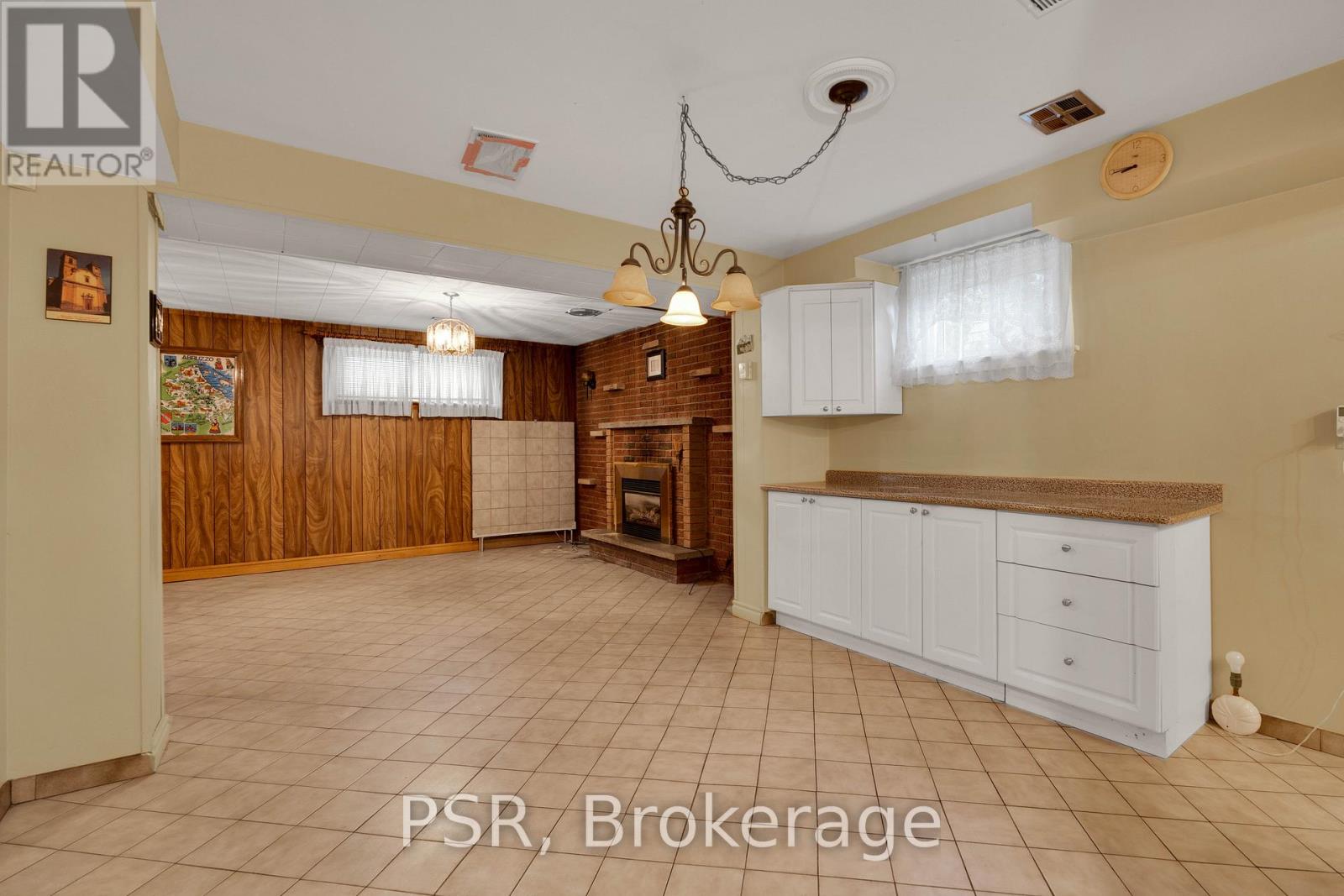 60 Bamford Crescent, Toronto, Ontario  M3N 1T8 - Photo 27 - W12605252