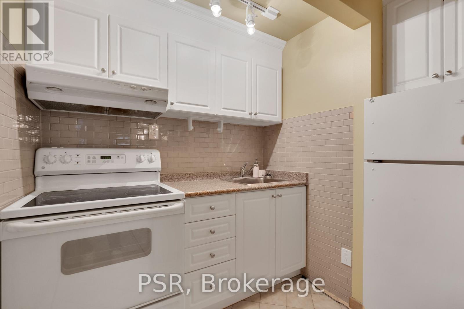 60 Bamford Crescent, Toronto, Ontario  M3N 1T8 - Photo 35 - W12605252