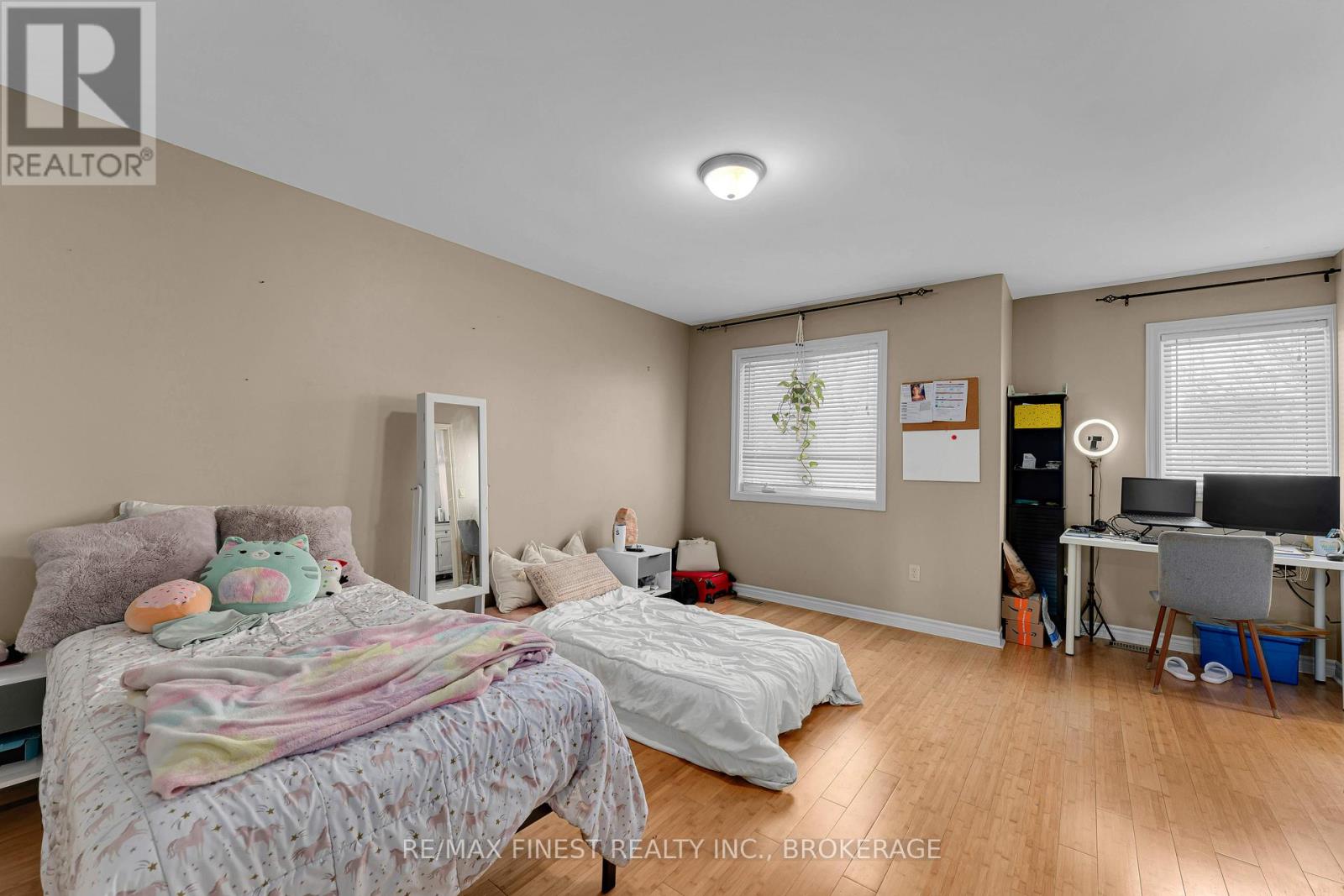 944 Swanfield Street, Kingston, Ontario  K7M 0A5 - Photo 16 - X12604932