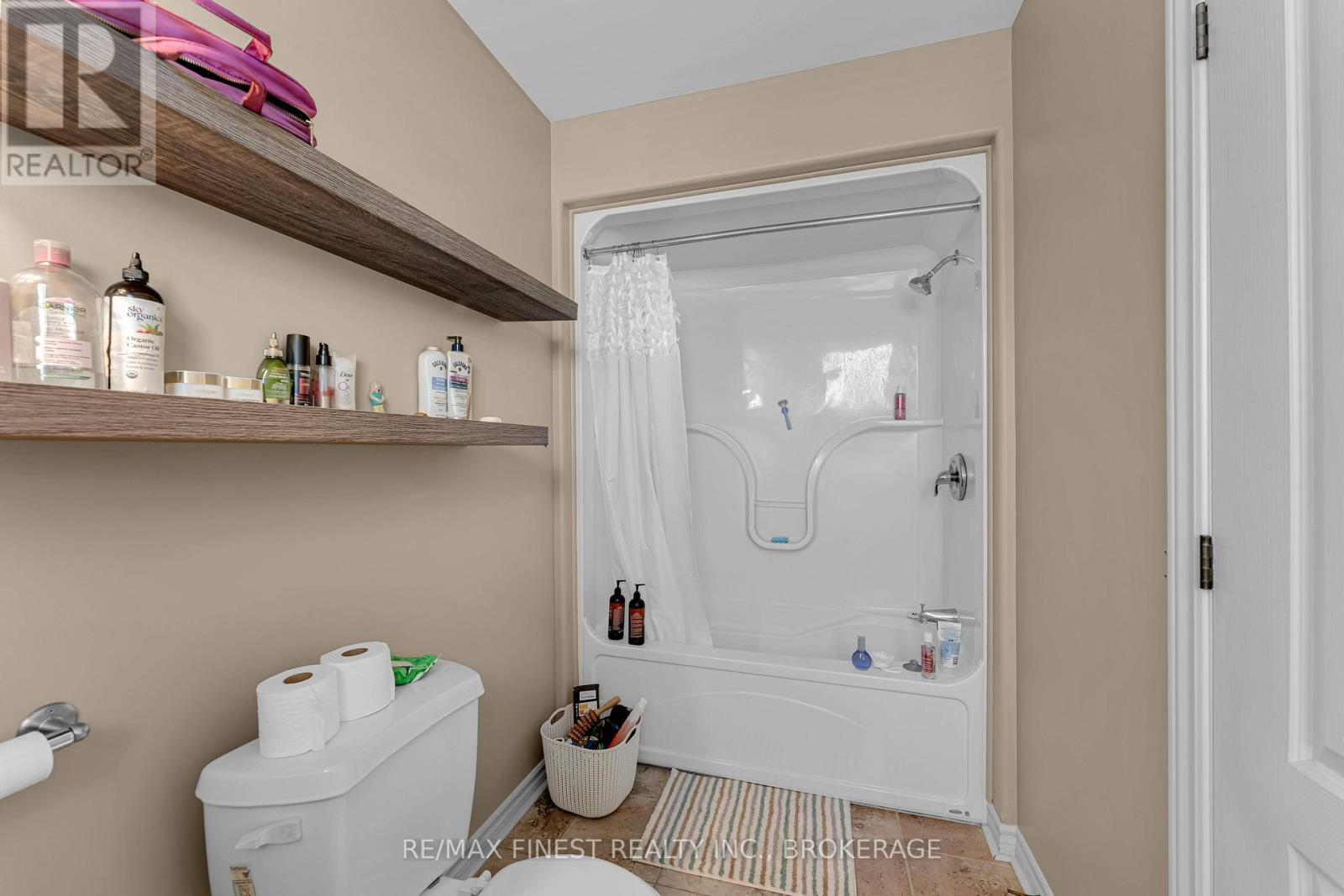 944 Swanfield Street, Kingston, Ontario  K7M 0A5 - Photo 20 - X12604932