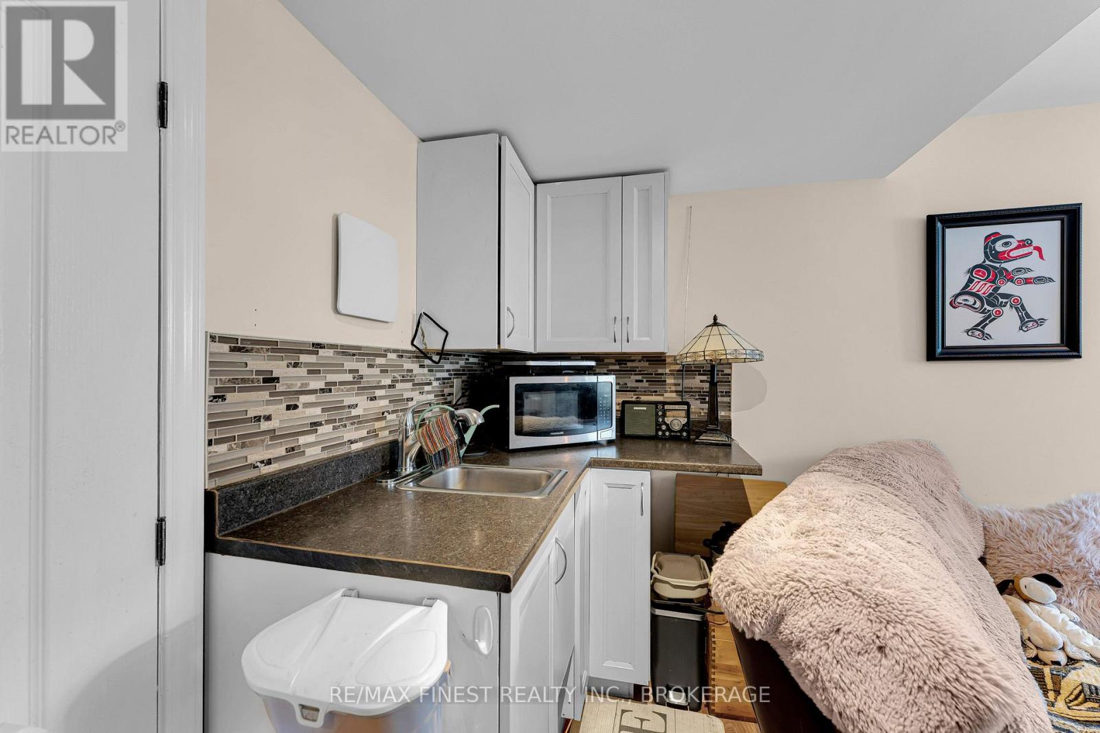 944 Swanfield Street, Kingston, Ontario  K7M 0A5 - Photo 39 - X12604932