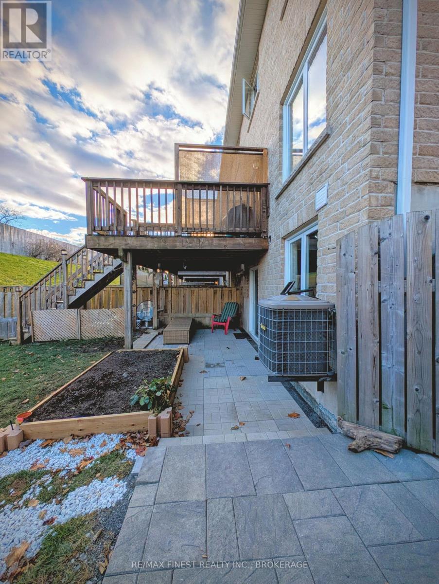 944 Swanfield Street, Kingston, Ontario  K7M 0A5 - Photo 44 - X12604932