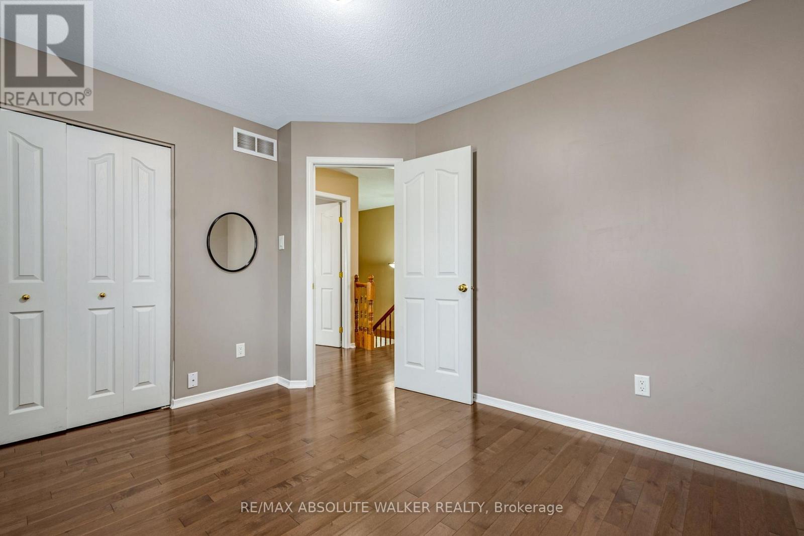 321 Upcountry Drive, Ottawa, Ontario K2S 2H6 - Photo 29 - X12602644