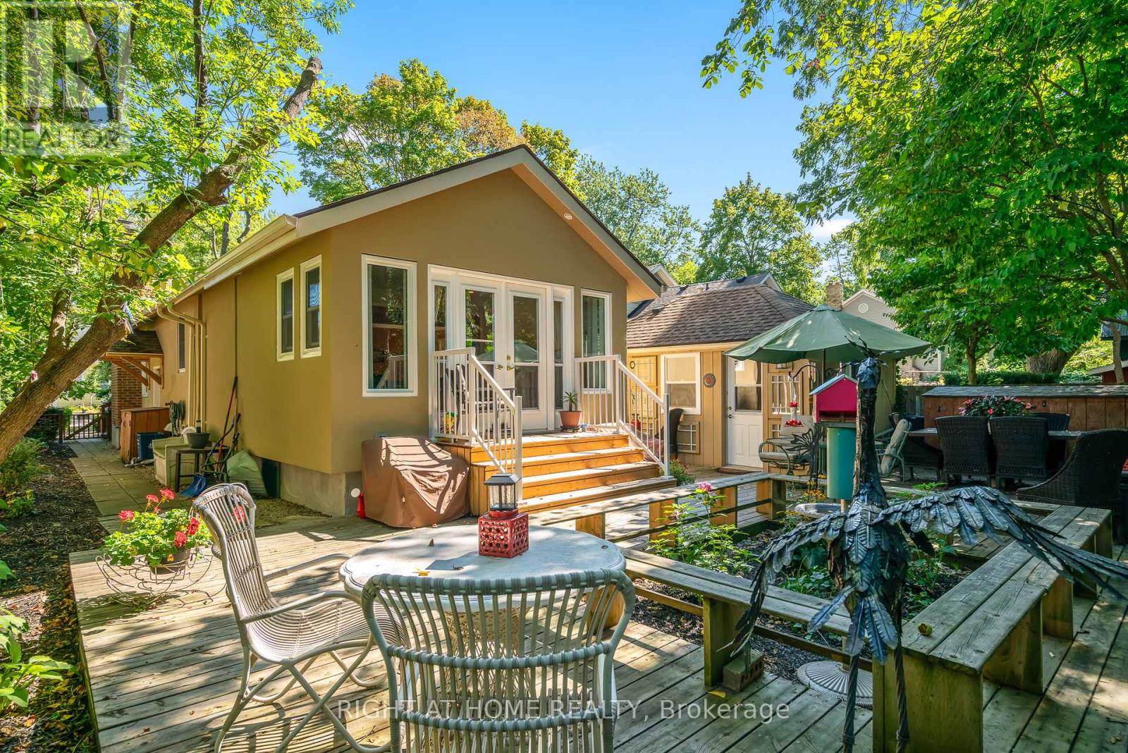 267 Victoria Street, Niagara-On-The-Lake, Ontario L0S 1J0 - Photo 6 - X12605070