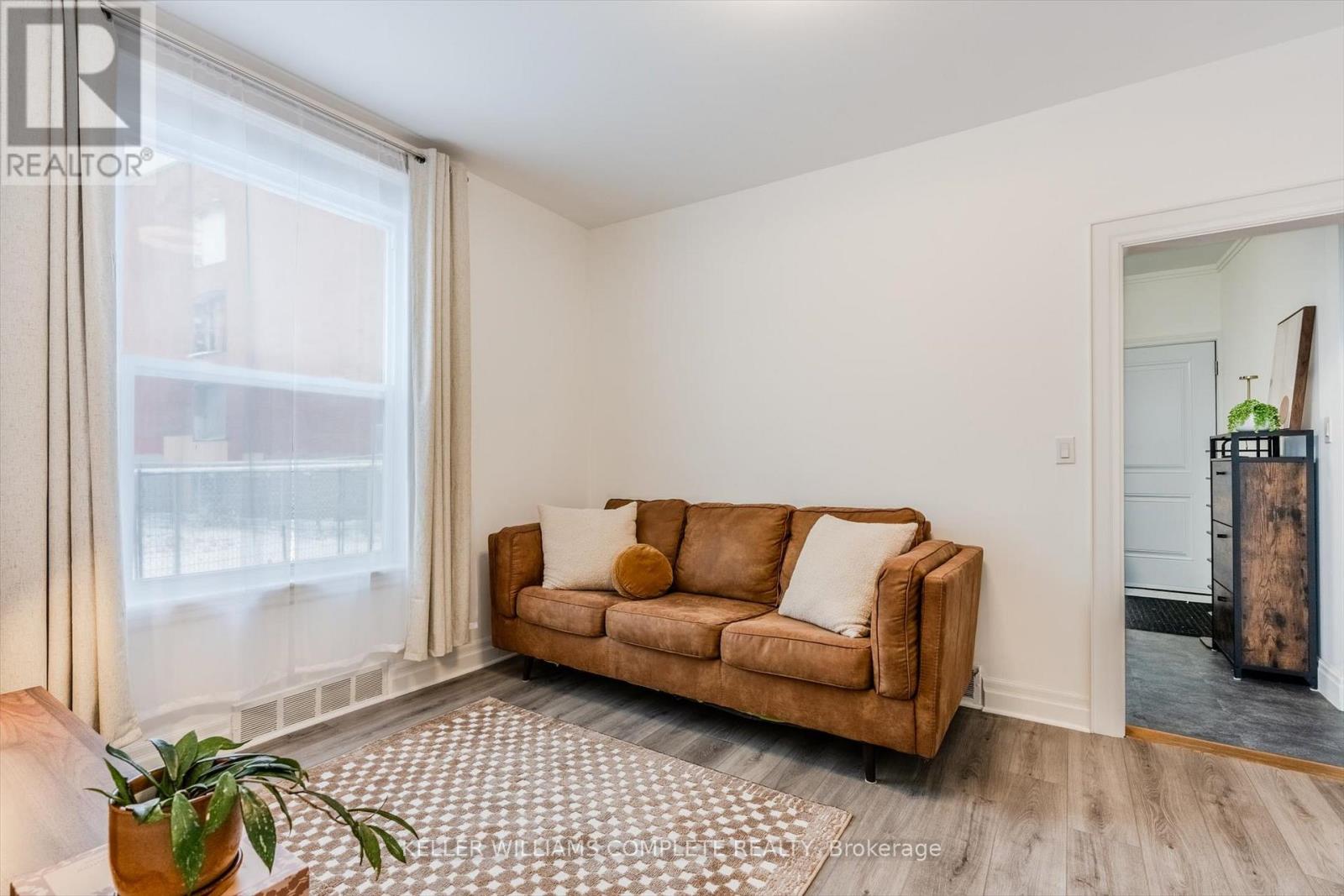 Main - 9 Stirton Street, Hamilton, Ontario  L8L 6E7 - Photo 11 - X12605144