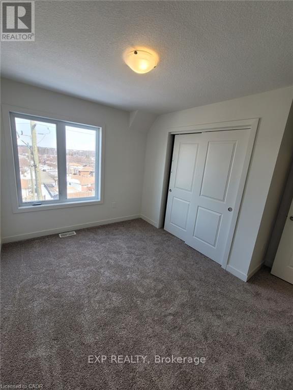 9 - 405 Myers Road, Cambridge, Ontario  N1P 0B6 - Photo 8 - X12605160