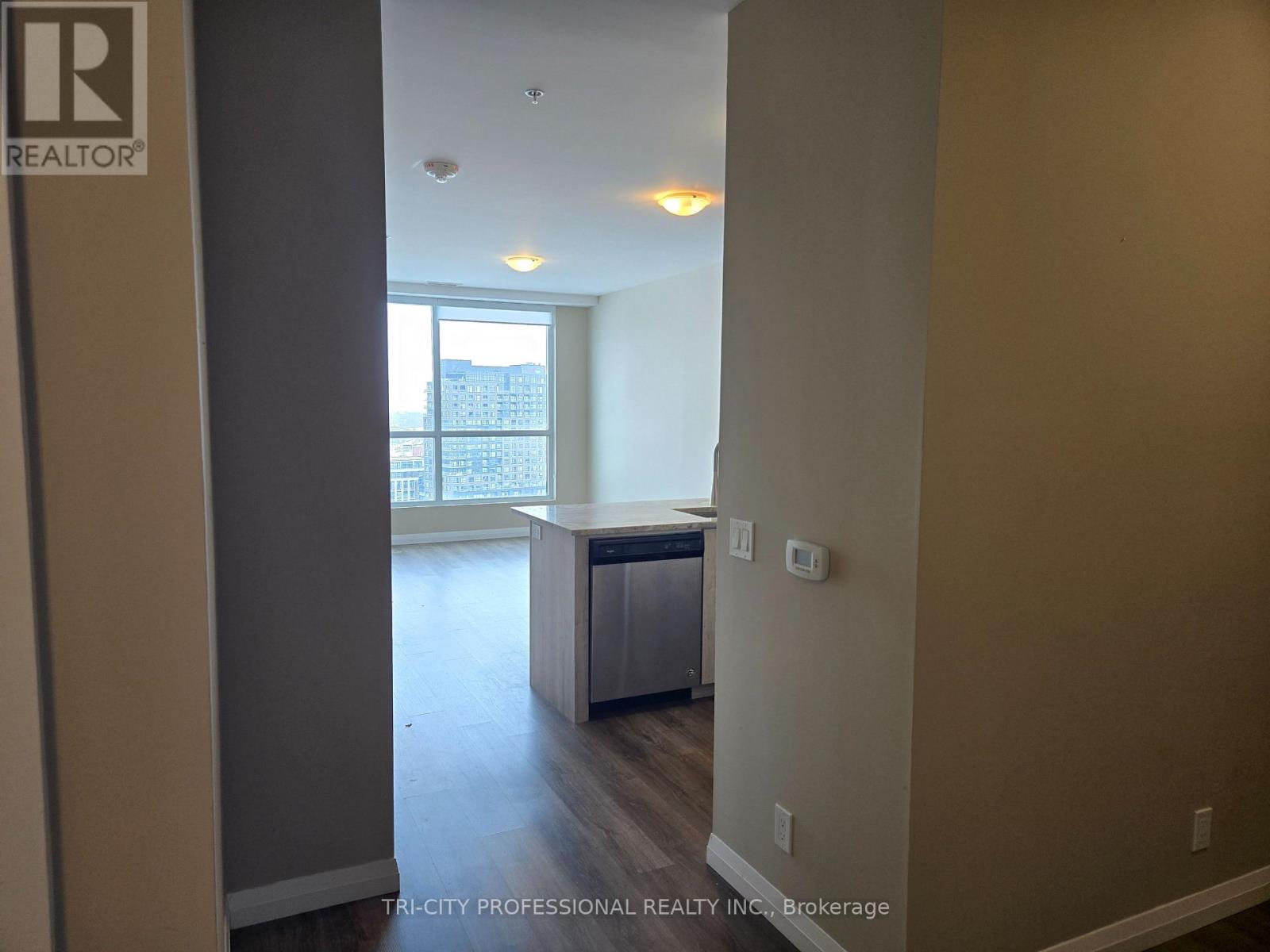 1710 - 104 Garment Street, Kitchener, Ontario  N2G 2B3 - Photo 7 - X12605208