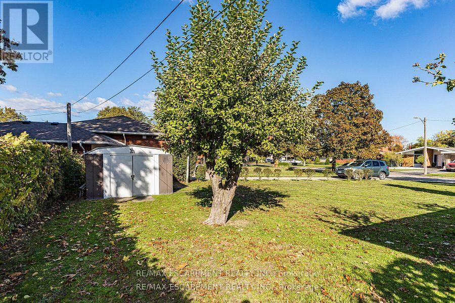 12 Ridley Heights Drive, St. Catharines, Ontario  L2S 2J2 - Photo 45 - X12605214