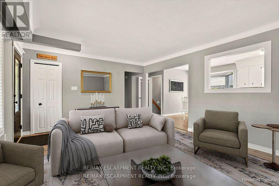 12 Ridley Heights Drive, St. Catharines, Ontario  L2S 2J2 - Photo 9 - X12605214