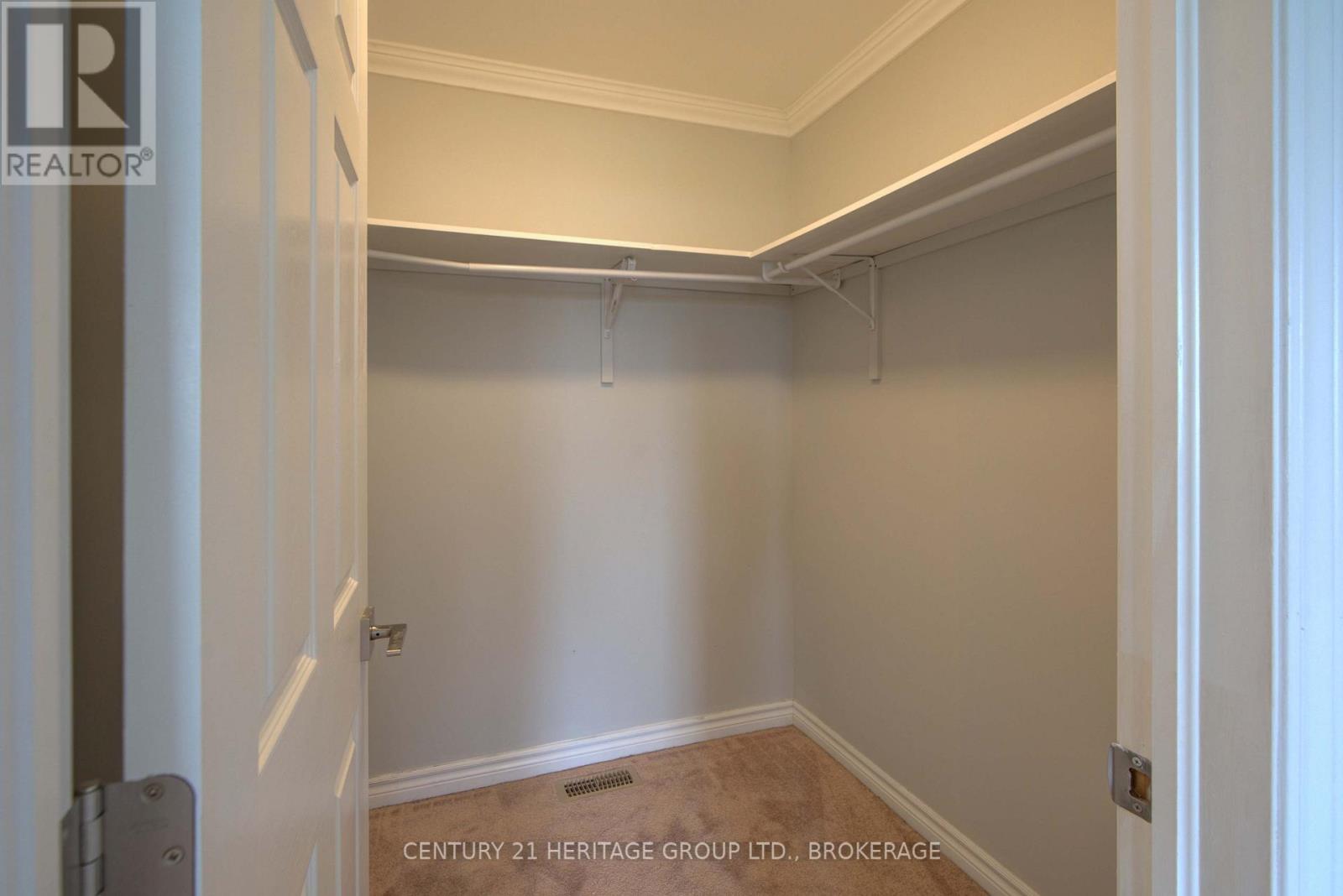 104 Brennan Crescent, Loyalist, Ontario K0H 2H0 - Photo 22 - X12605284