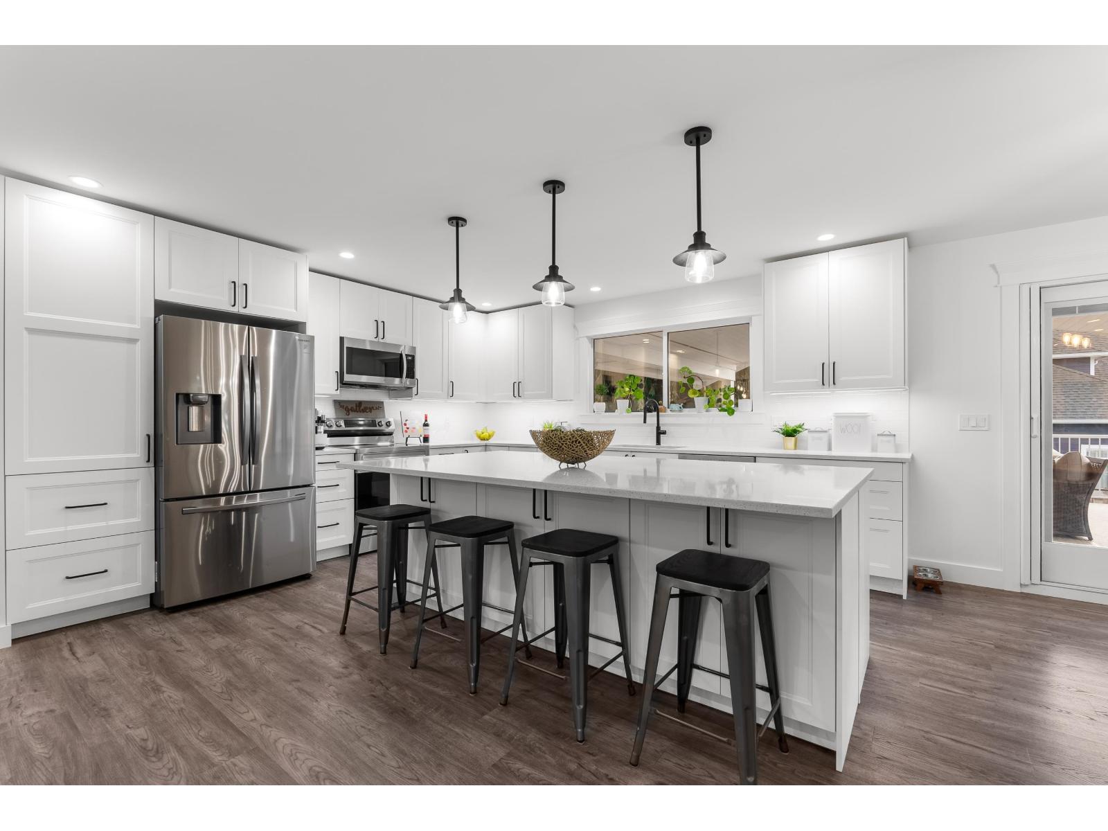 20060 43a Avenue, Langley, British Columbia  V2Z 2R7 - Photo 1 - R3070588