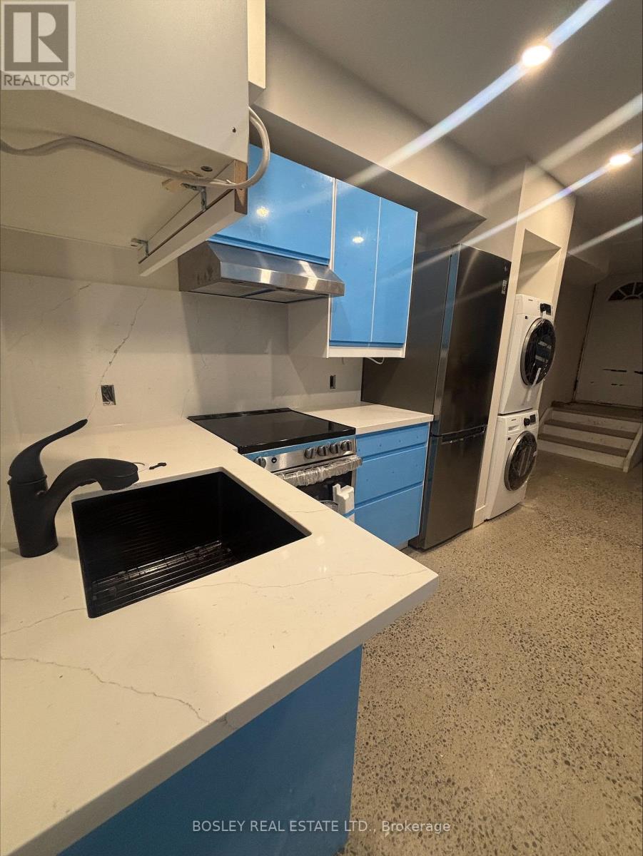 Unit # 2 - 686 Rhodes Avenue, Toronto (Greenwood-Coxwell), Ontario  M4J 4X6 - Photo 5 - E12541910