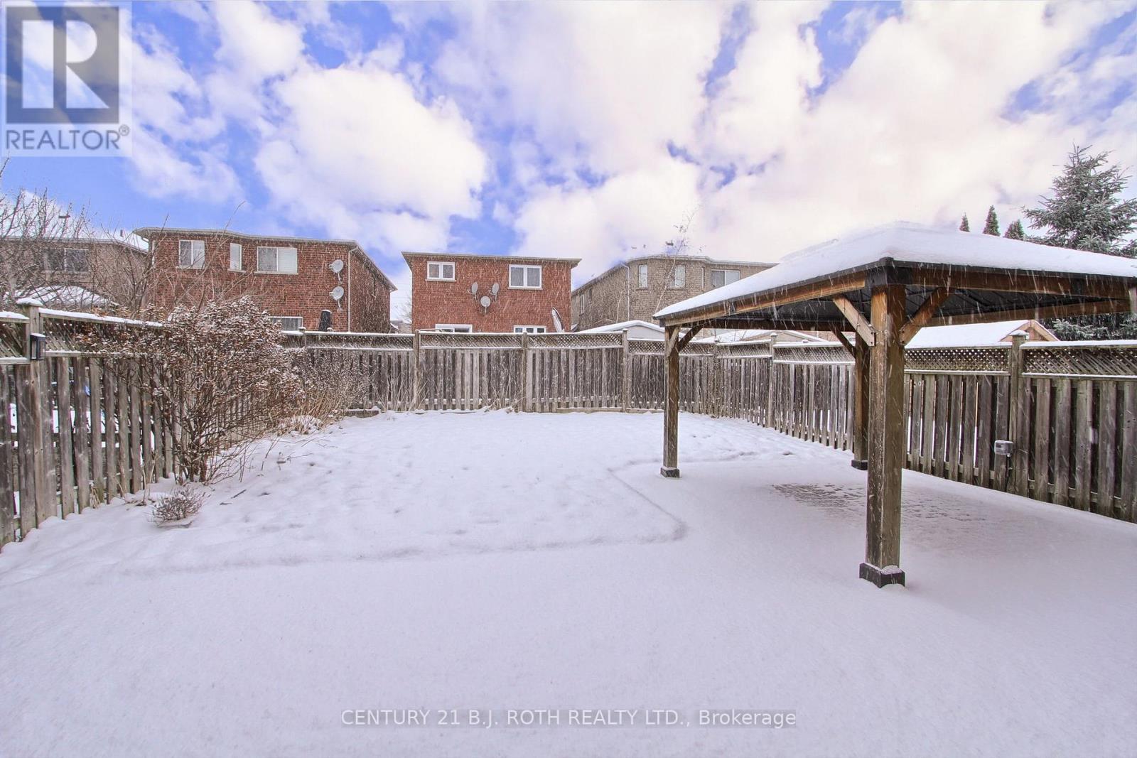 285 Mcbride Crescent, Newmarket, Ontario L3X 2W4 - Photo 19 - N12598038